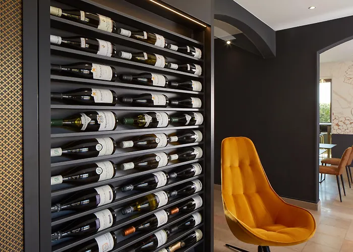 Maison Cabotte Отель 3*