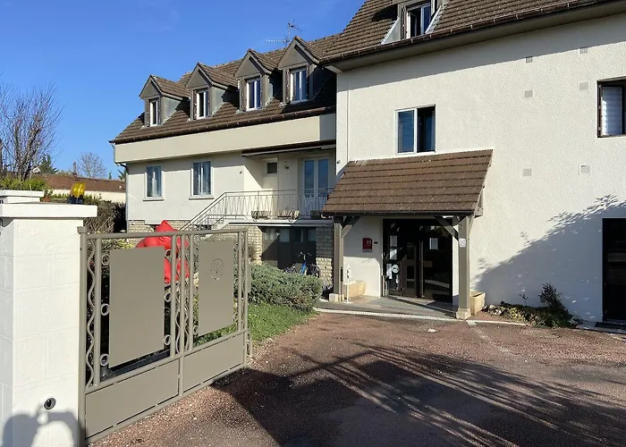 Maison Cabotte 3* بون